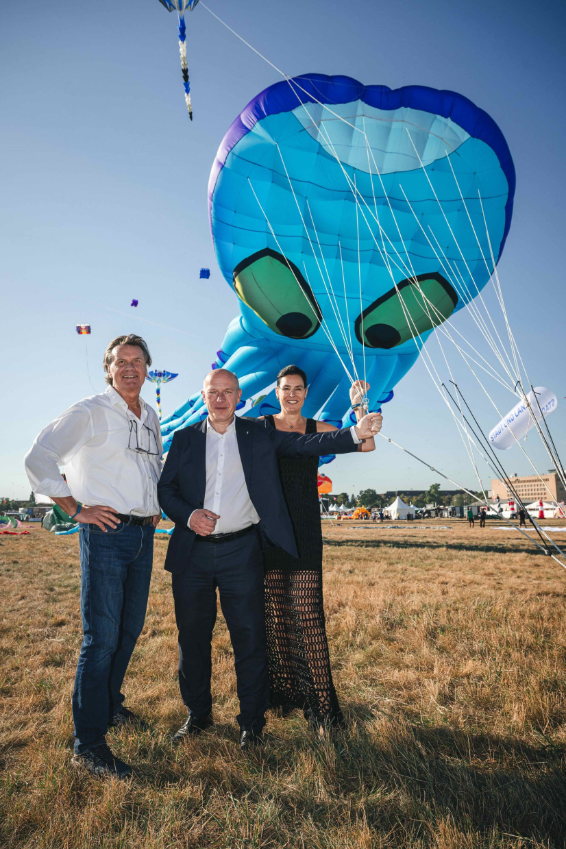 Stadt und Land Festival der Riesendrachen